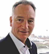 Dietrich Tegtmeyer, vicepresidente de aplicación y desarrollo de productos de la unidad de negocios del cuero